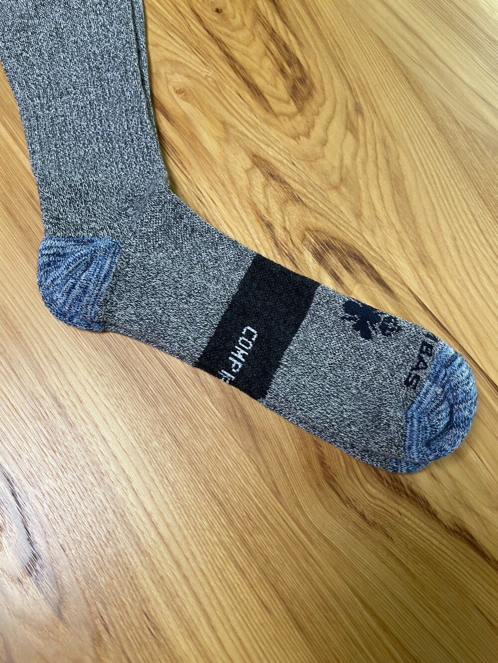 Bombas Compression Socks Size Large - Picture 2 of 7